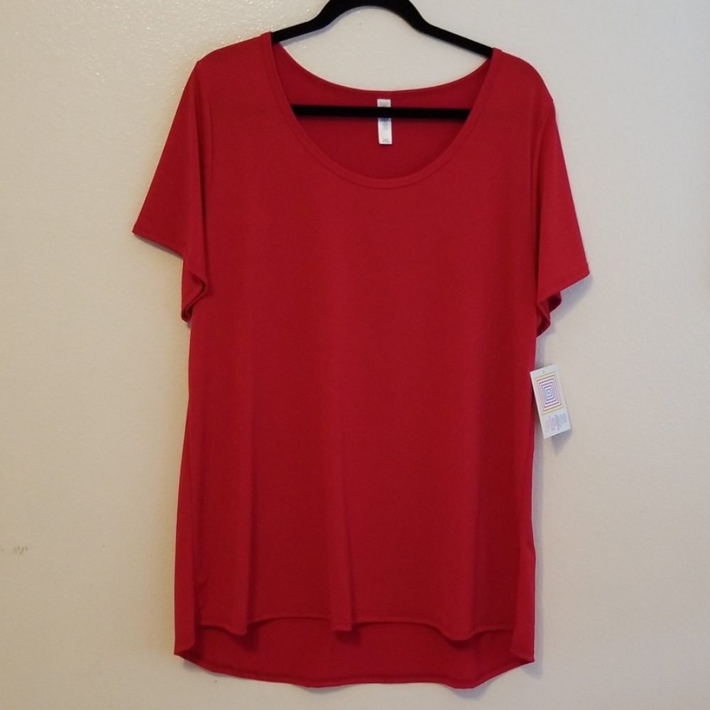 LuLaRoe Classic T in solid red